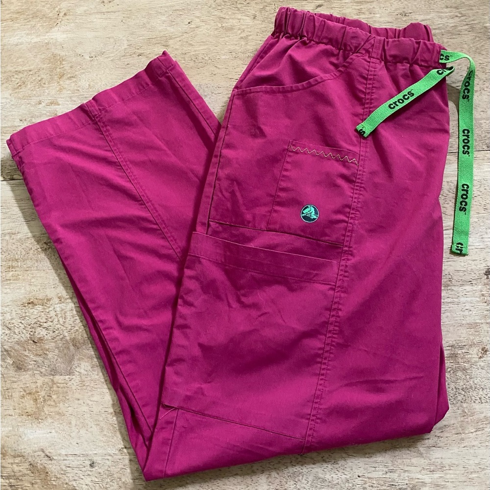 Crocs Medical Apparel Women’s Sz L Hot Pink/Green 4 Pocket Cargo Scrub Pant‎